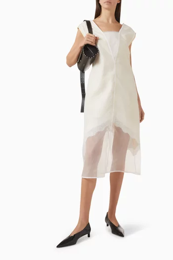 فستان بفتحة رقبة على شكل حرف V أورجانزا