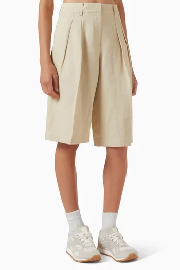 Bilbao Pleated Bermuda Shorts in Linen Blend