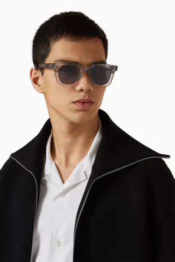 Vendome D-frame Sunglasses in Laminated Acetate