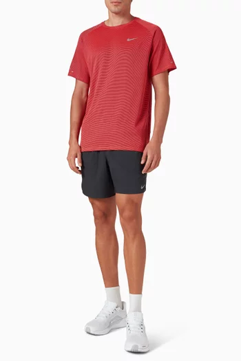 تي شيرت سترايد بتقنية Dri-FIT جاكار