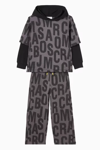 كنزة بغطاء رأس بنمط تي شيرت