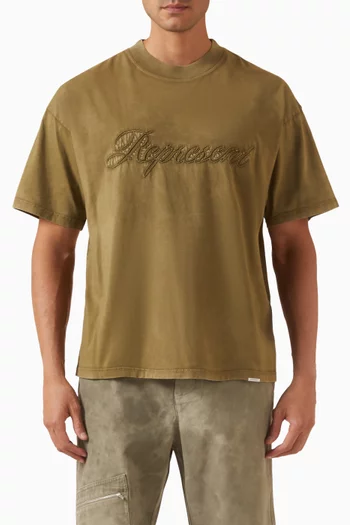 تي شيرت برقعة شعار الماركة بتصميم معكوس قطن