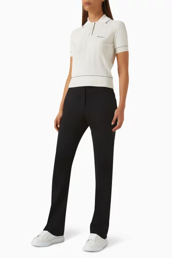 تي شيرت بولو مطرز بشعار الماركة نسيج فيسكوز