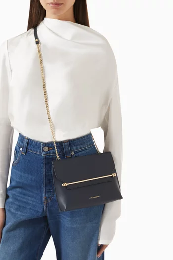 Stylist Crossbody Clutch Bag in Leather