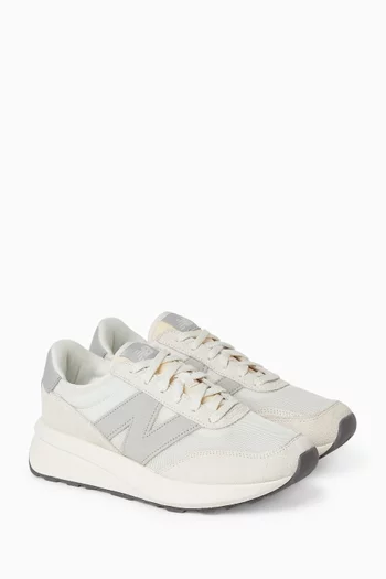 370 Sneakers in Mesh & Suede