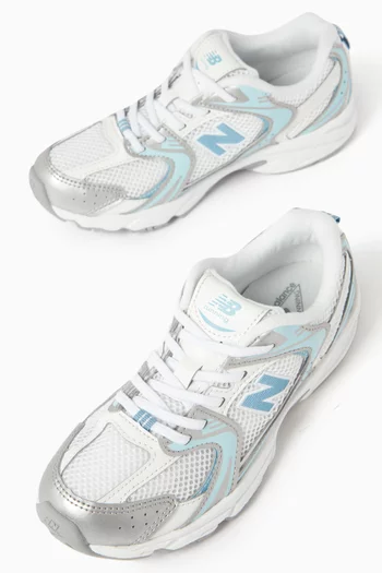 530 Sneakers in Mesh
