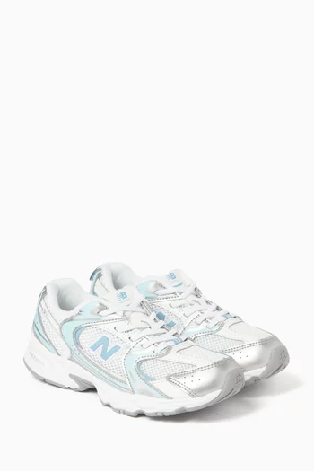 530 Sneakers in Mesh