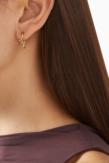 Medium Timeless Baguette Diamond Earrings in 18kt Gold