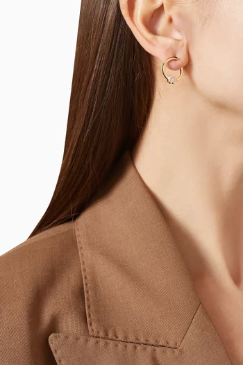 Timeless Baguette Diamond Round Earrings in 18kt Gold