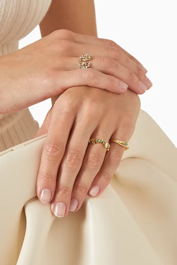 Small Summer Selva Diamond Ring in 18kt Yellow Gold