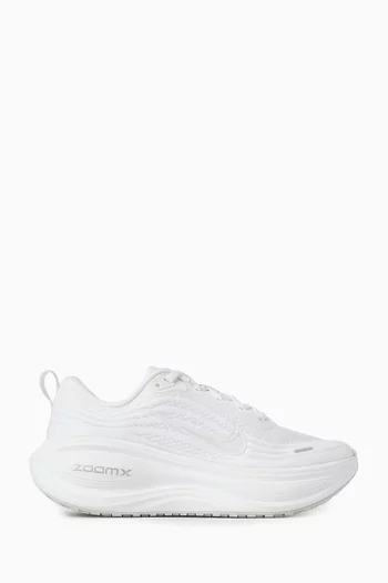 Vomero Plus Sneakers in Mesh