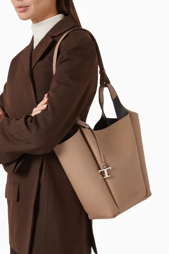 Small Bucket Bag in Leather