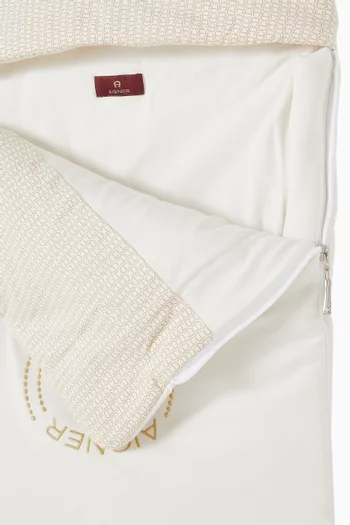 Logo Baby Nest in Cotton
