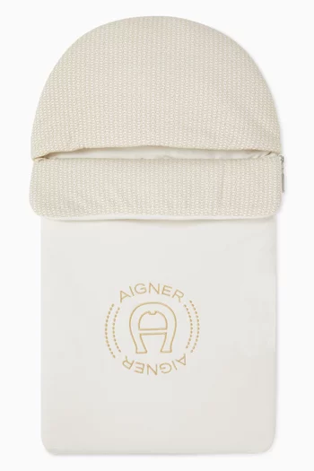 Logo Baby Nest in Cotton