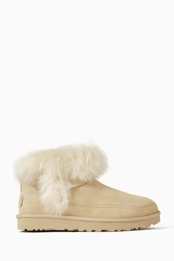 Classic Ultra Mini Chalet Boots in Suede
