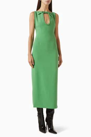 فستان متوسط الطول بفتحة ستان