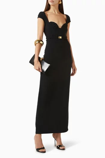 فستان طويل بحزام سابل