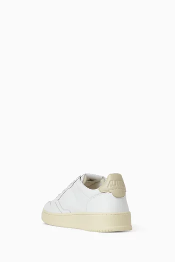 Medalist Low Sneakers in Leather