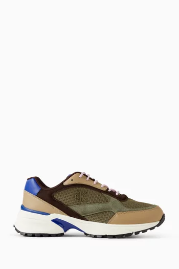 Hike Runner Sneakers in Mesh