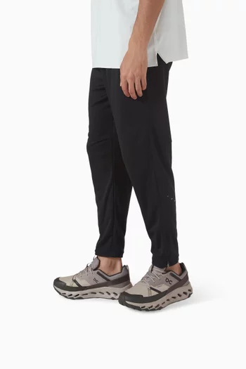 سنيكرز كلاودهورايزن مقاوم للماء قماش شبكي