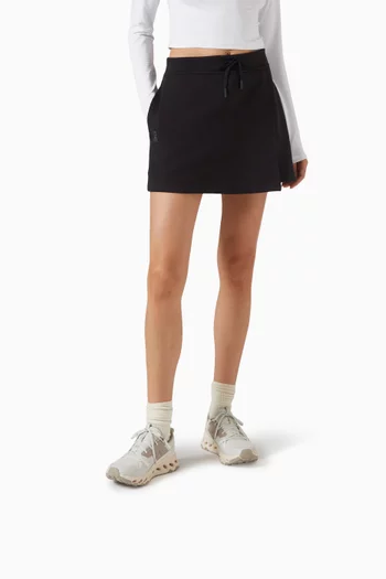 سنيكرز كلاودهورايزن أسفل الكاحل