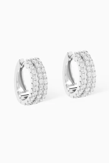 أقراط دائرية بتصميم مكون من ثلاثة صفوف نحاس مطلي روديوم