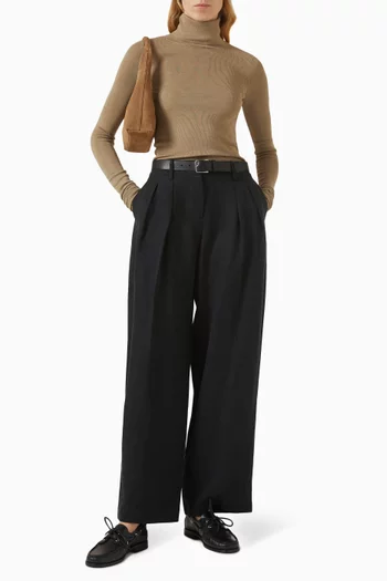 Utica Thin Turtleneck Sweater in Wool Blend
