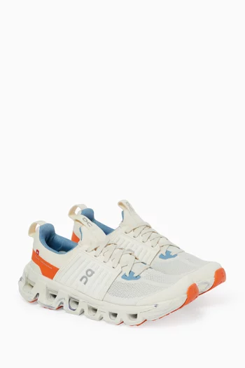 Cloudswift Sneakers