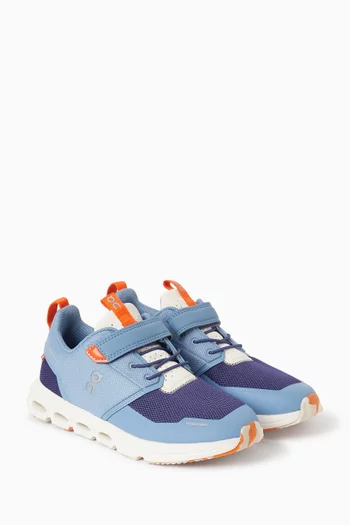 Cloud Play Sneakers in Mesh