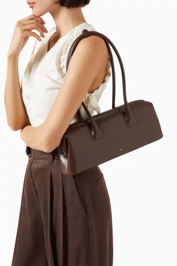 Boat Wide Shoulder Bag in Leather