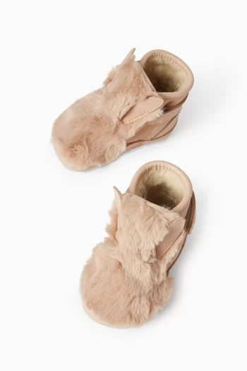 Richy Fluffy Bunny Booties in Leather