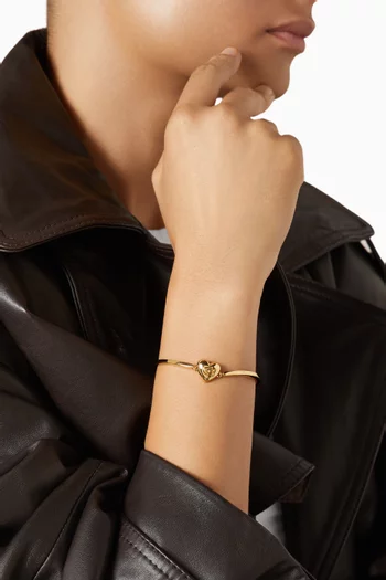 سوار سميك بتصميم قلب وشعار الماركة حرف C نحاس