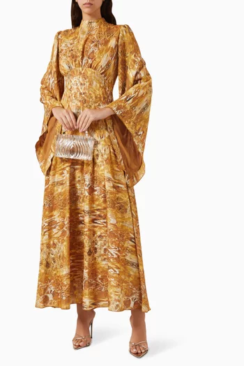 فستان بتصميم مشد ونقشة شيفون