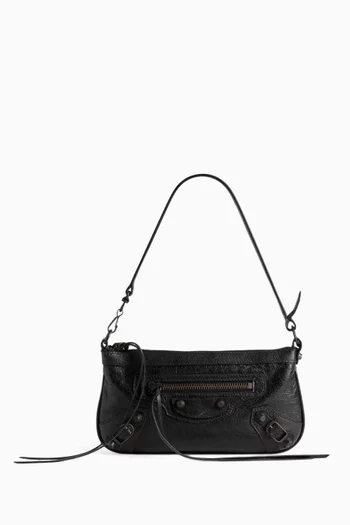 Le City Pouch on Strap in Arena Lambskin