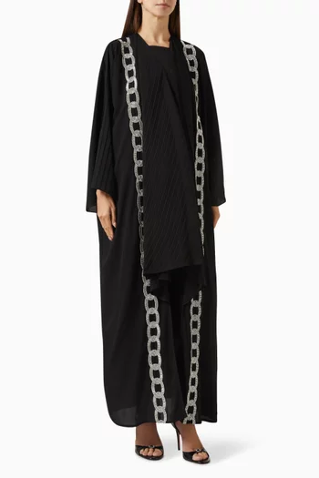 عباية مطرزة بالكريستال