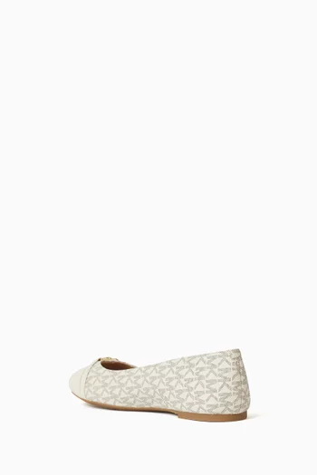 Mandy Ballet Flats in Signature Canvas
