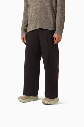 Clifton 10 Sneakers in Knit