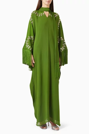 جلابية بوشاح وشرّابات