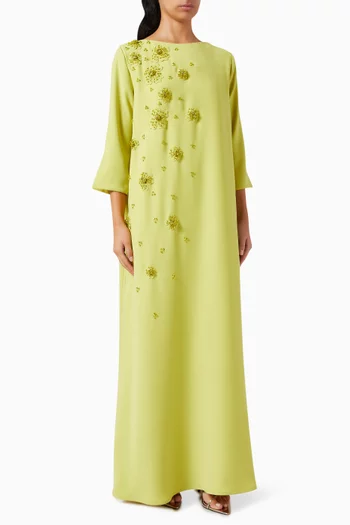 قفطان مزين بزهور بارزة