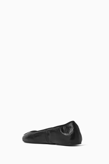 Reva Travel Ballet Flats in Nappa