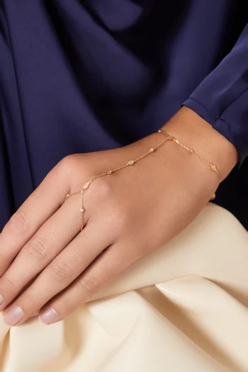 Mosaic Hand Chain in 18kt Yellow Gold