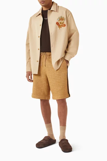 قميص بنمط جاكيت بتطريز زهرة