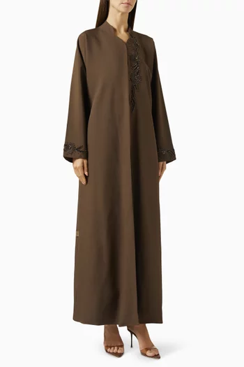 عباية بتطريزات بالخيوط والخرز كريب