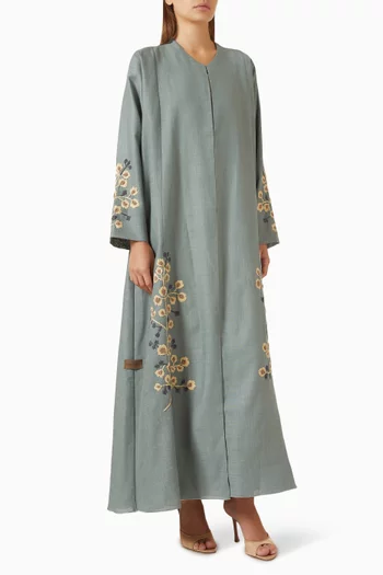 3D-embroidered Abaya
