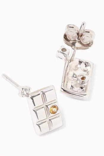 Chocolate Bar Earrings in 18kt White Gold