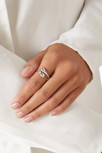 Crossover Ring in 18kt White Gold