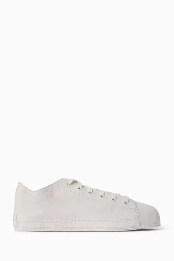 Nizzastar Low-top Sneakers in Suede