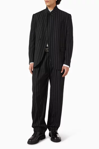 جاكيت بصف أزرار وتصميم سيسيليا صوف