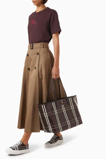 Medium Highlands Tote Bag in Canvas