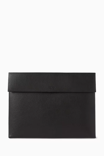 Document Holder in Grained Leather